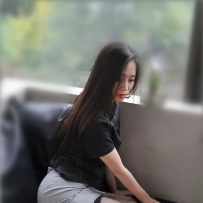 🌟天天 170.C.47.32歲  高挑氣質 OL  服務：不變態都可以玩 洗澡  按摩 口交 愛愛 69
