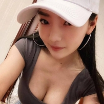 🌟瑞希 160.47.E+.33歲 美腿氣質美魔女  皮膚白嫩 #很敏感 摸起來觸感非常好 健談活潑