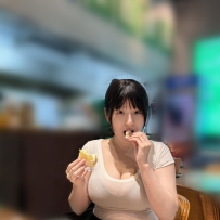 ⭐⭐⭐⭐⭐🐇 資料：球球  163.G.55kg.27歲 地區：#南部推薦    肉肉軟軟的妹妹來了